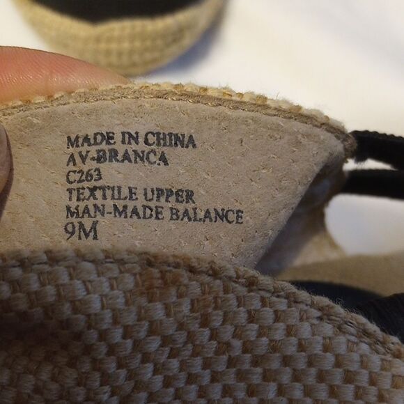 Black and Tan Adrienne Vittadini Wedge Sandals - Picture 9 of 11